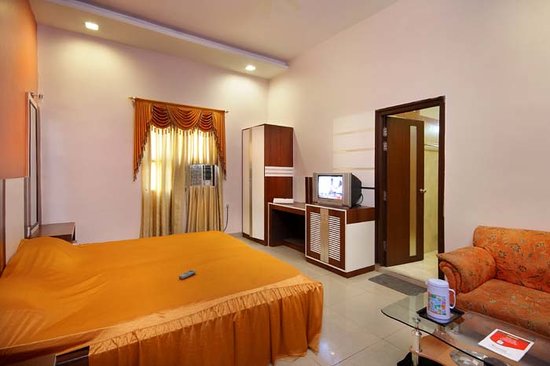 Hotel Mandakini Palace